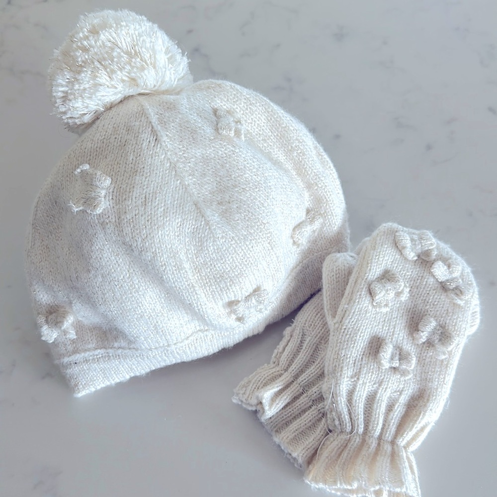 Janie & Jack baby girls bow accent cream hat & mittens